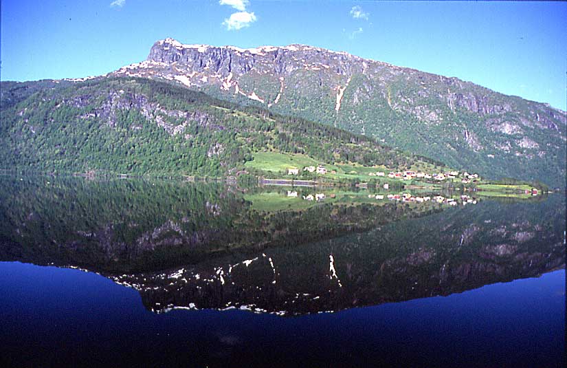 N82 Hardangerfjord